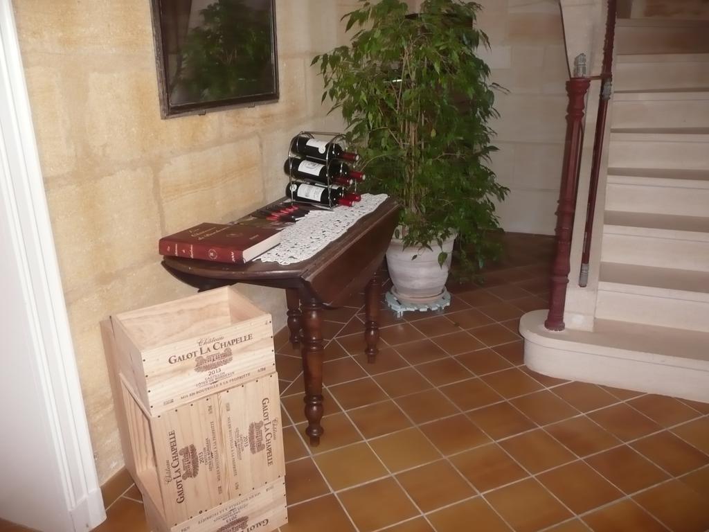 Galot La Chapelle Hotel Gardegan-et-Tourtirac Exterior foto